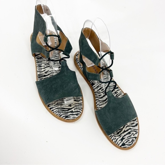 ✅ Lucky Brand Women's Feray Flat Sandal GREEN SIZE 7 - Picture 9 of 10